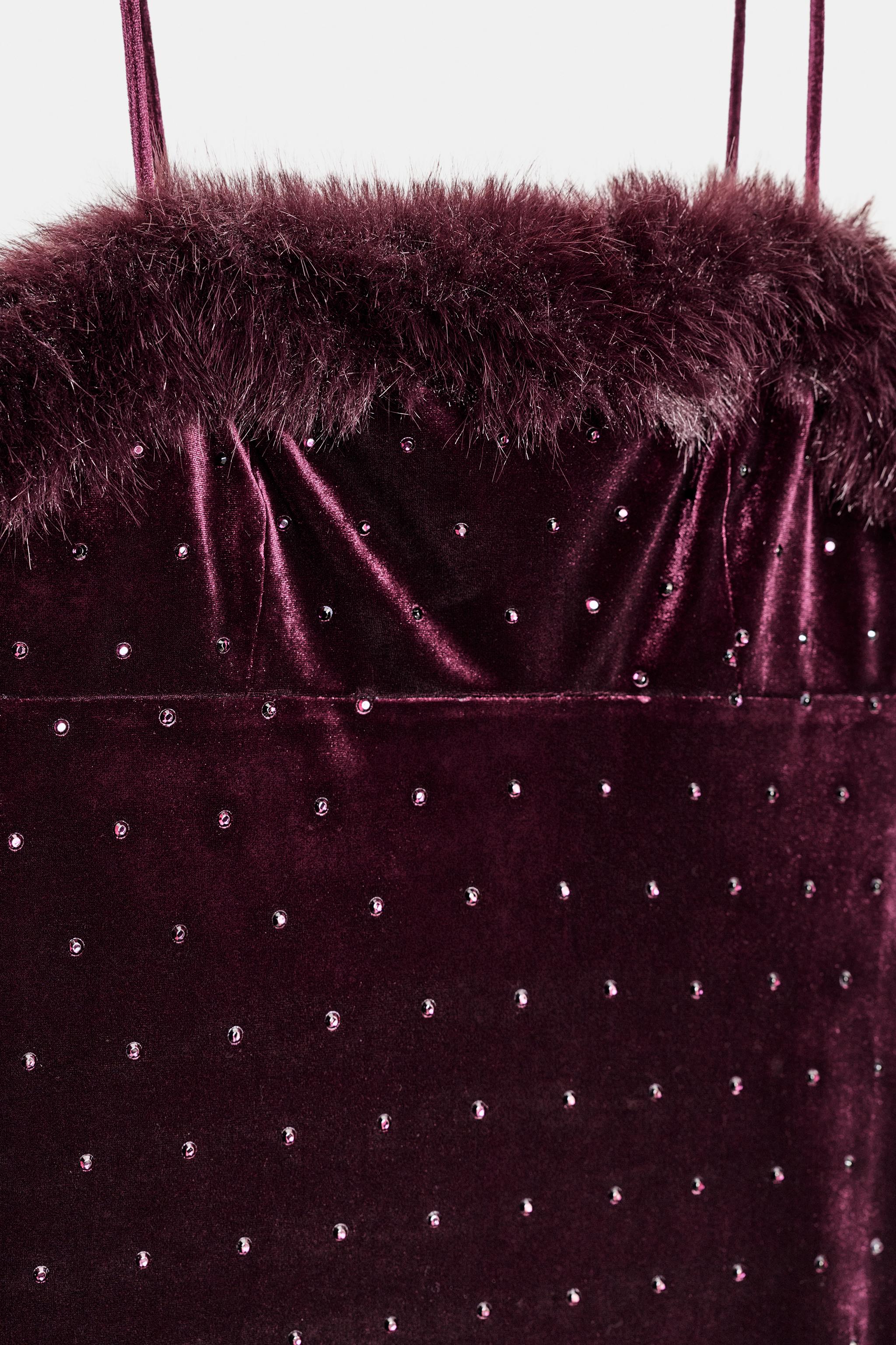 ROBE MI-LONGUE EN VELOURS AVEC FANTAISIE EFFET FOURRURE